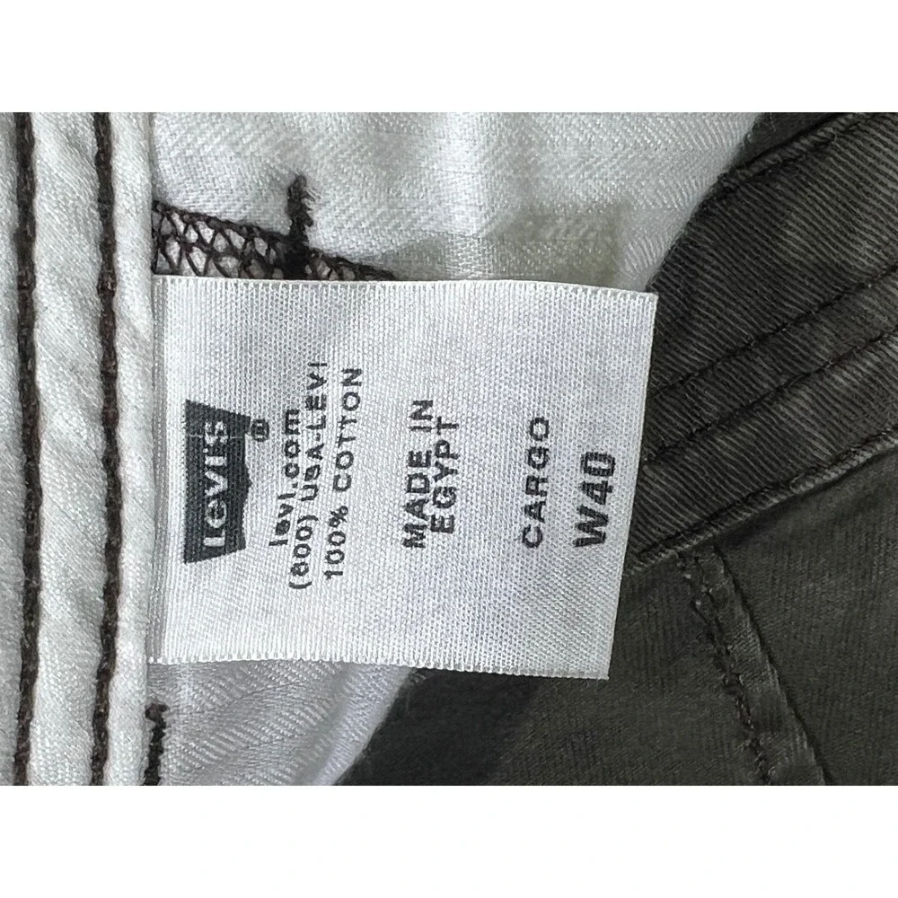 Vintage Levi Strauss Mens Sz 36 Olive Green Cargo Shorts thrashed Cotton